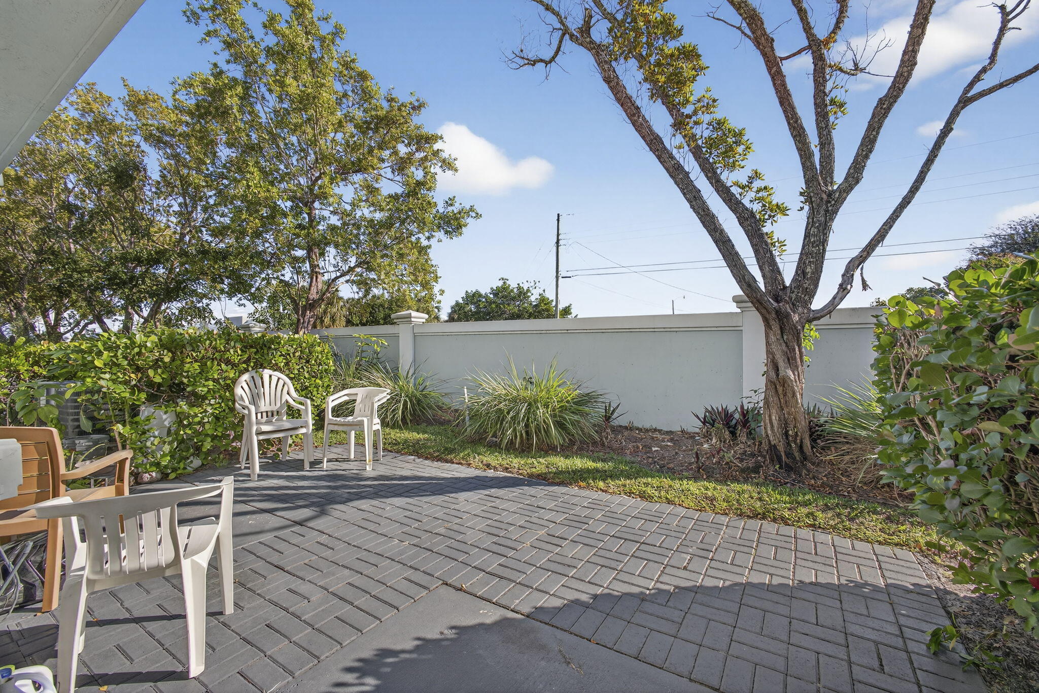 3720 Oleander Terrace Riviera Beach, FL 33404 - Photo 26 of 30 34-web-or-mls-BS1A5745