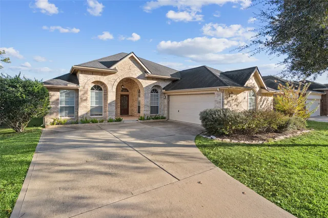 $386,000 | 8723 Rocky Knoll Lane, Rosenberg, TX 77469