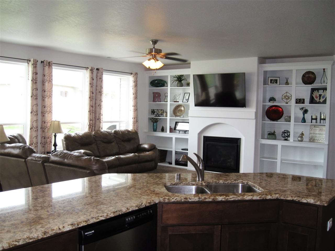1217 South Clara Road Greenacres, WA 99016 - Photo 7 of 20 Gallery Image 7