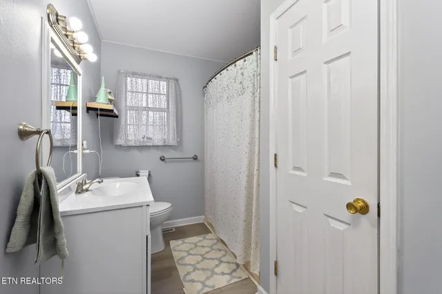 $299,900 | 30 Oak Street, Crossville, TN 38555