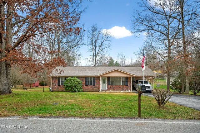 $299,900 | 30 Oak Street, Crossville, TN 38555