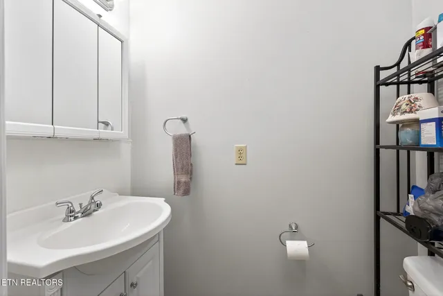 $299,900 | 30 Oak Street, Crossville, TN 38555