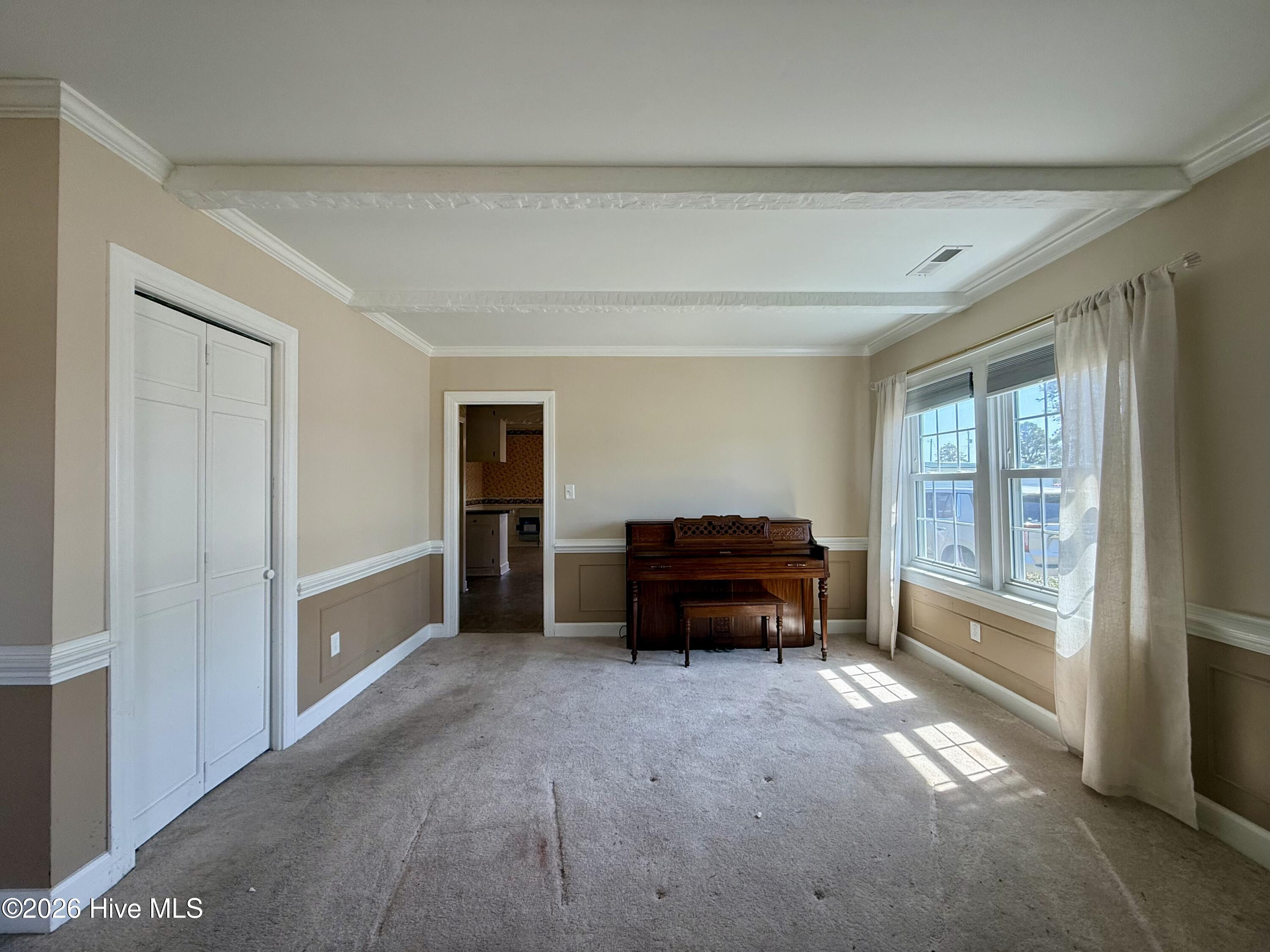 3773 Bear Grass Road Williamston, NC 27892 - Photo 19 of 55 Living Room