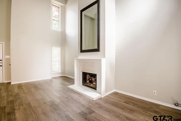 $1,600 | 5811 Hollytree Drive, Tyler, TX 75703