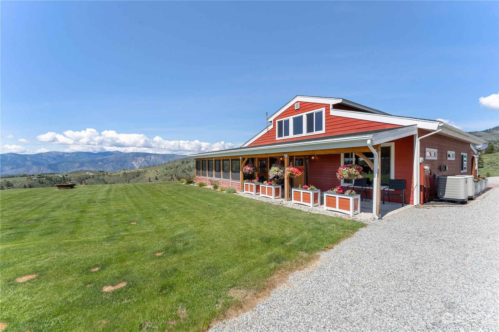 500 Lodge Pole Road Chelan, WA 98816 - Photo 2 of 40 Gallery Image 2