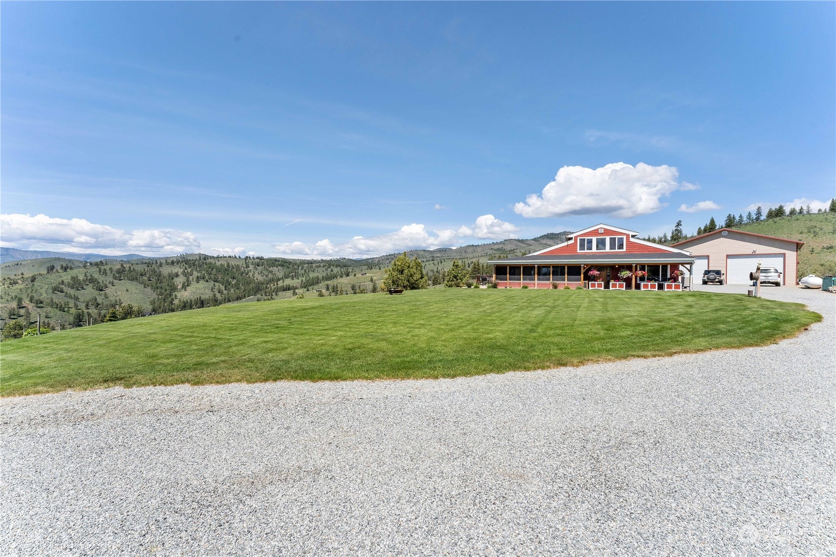 500 Lodge Pole Road Chelan, WA 98816 - Photo 3 of 40 Gallery Image 3