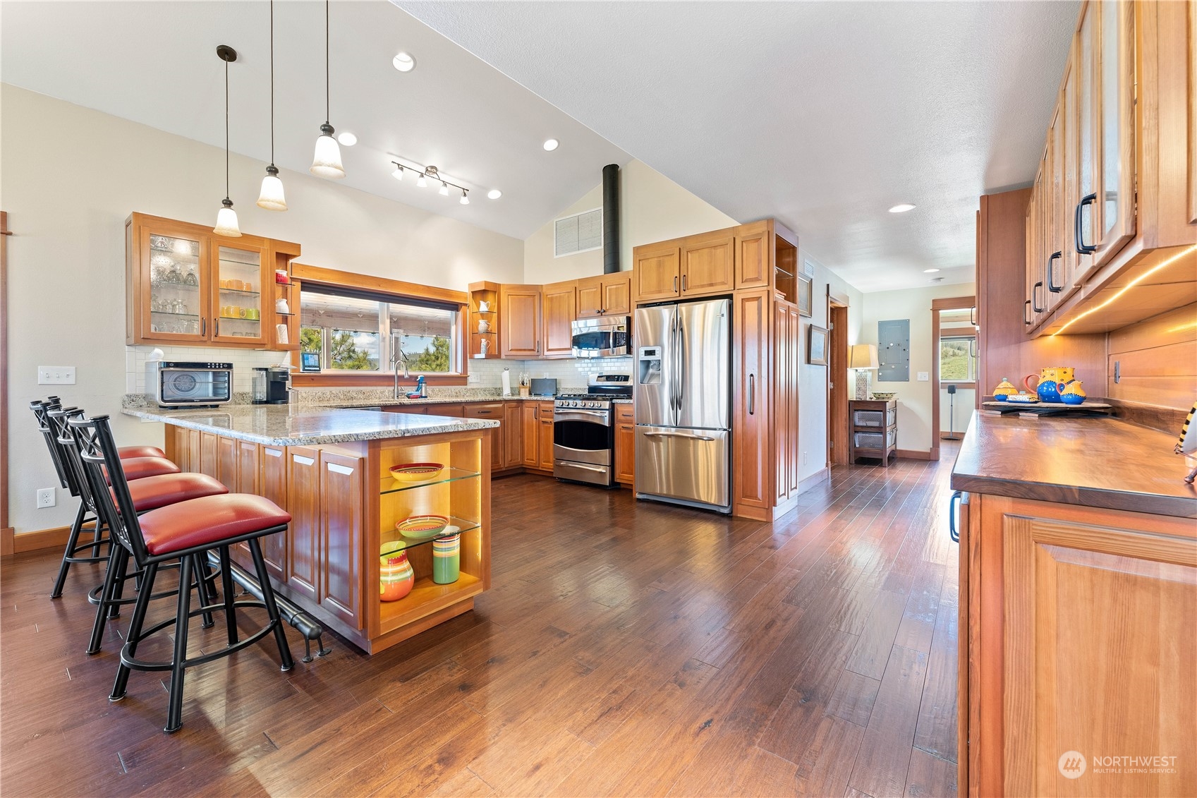 500 Lodge Pole Road Chelan, WA 98816 - Photo 10 of 40 Gallery Image 10