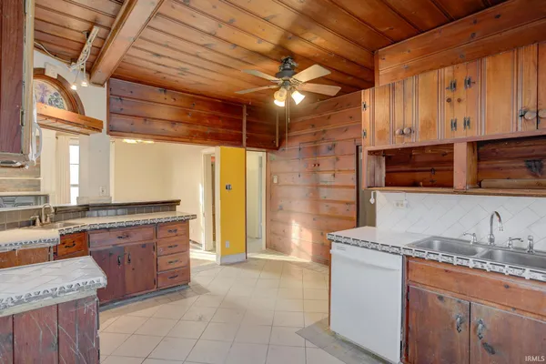 $99,900 | 8 Gray Street, Newburgh, IN 47630