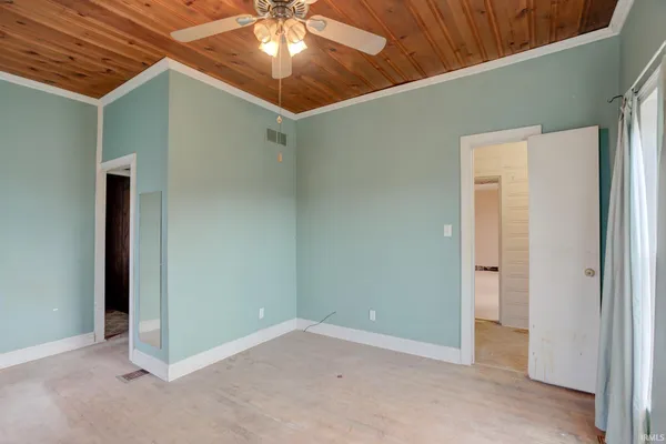 $99,900 | 8 Gray Street, Newburgh, IN 47630
