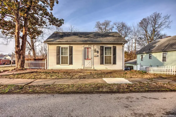 $99,900 | 8 Gray Street, Newburgh, IN 47630