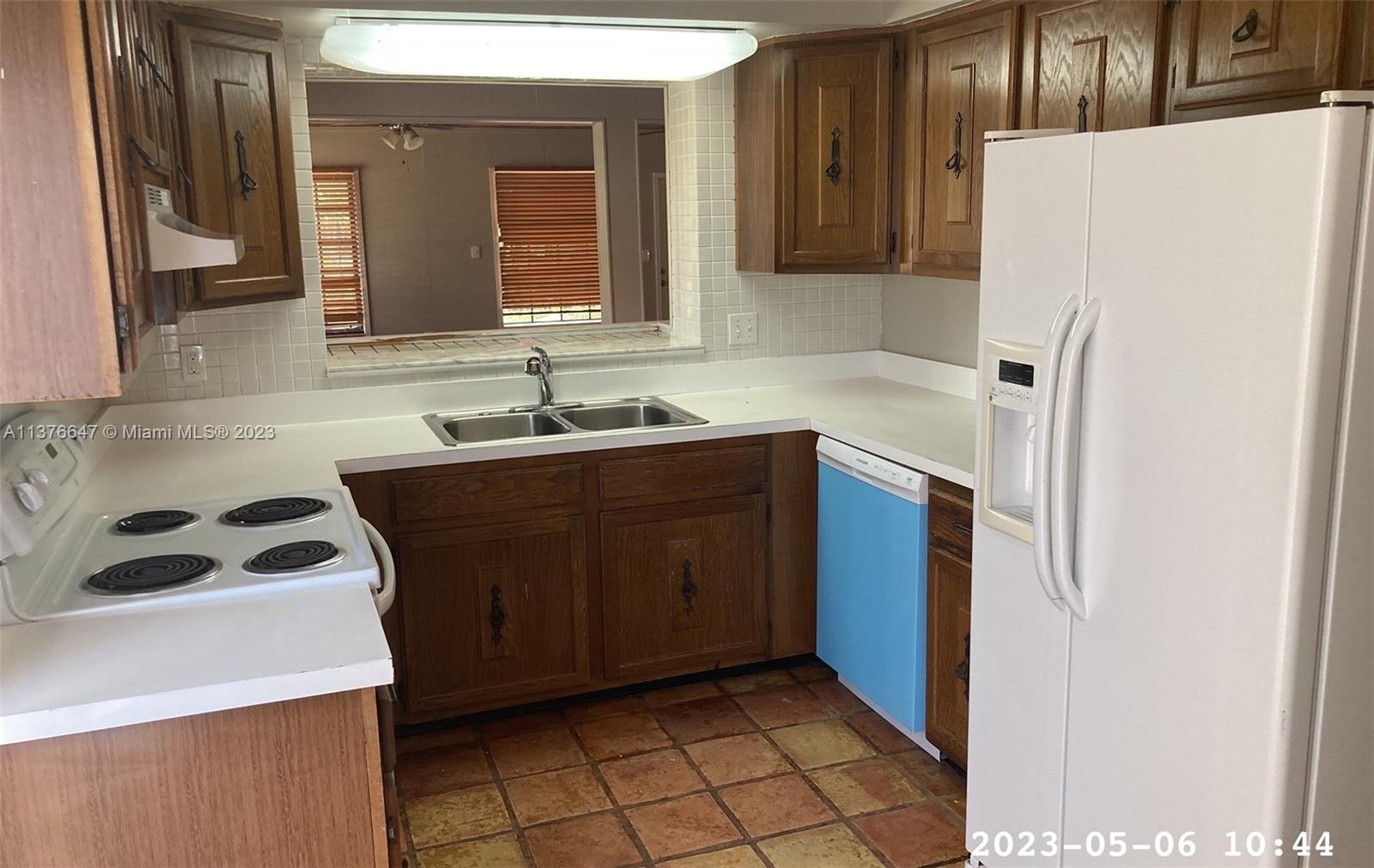 12277 Old Country Road South Wellington, FL 33414 - Photo 4 of 14 Gallery Image 4