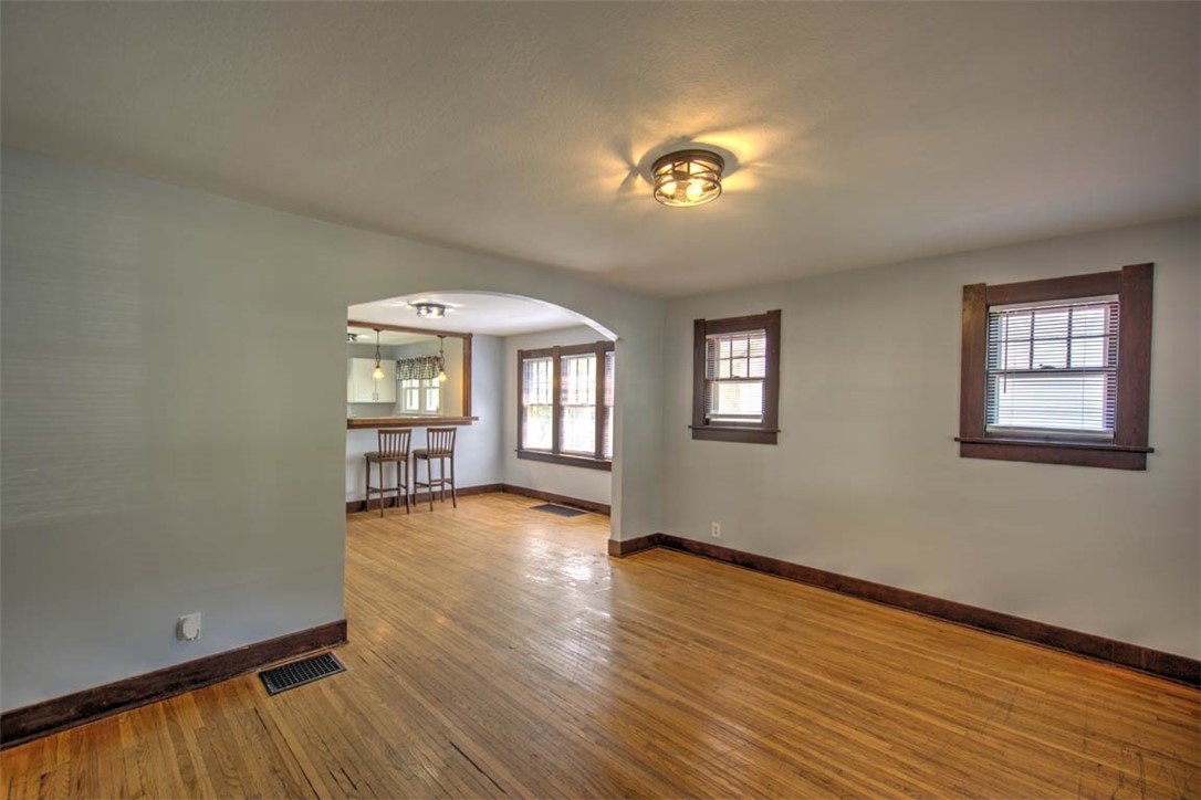 1344 East Lawrence Street Decatur, IL 62521 - Photo 6 of 24