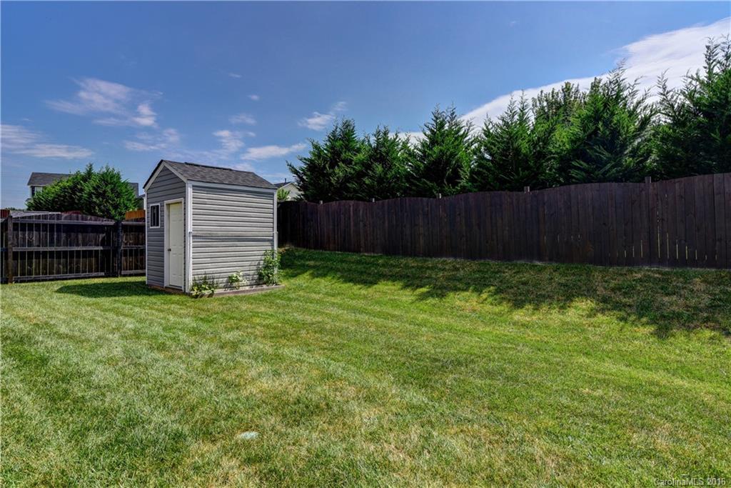 85 Roanoke Road Fletcher, NC 28732 - Photo 22 of 24 a view of a backyard