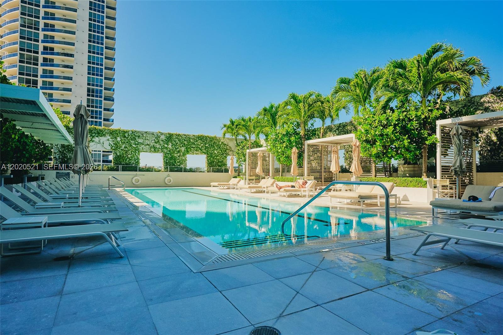 450 Alton Road, Unit 2810 Miami Beach, FL 33139 - Photo 27 of 33 Gallery Image 27