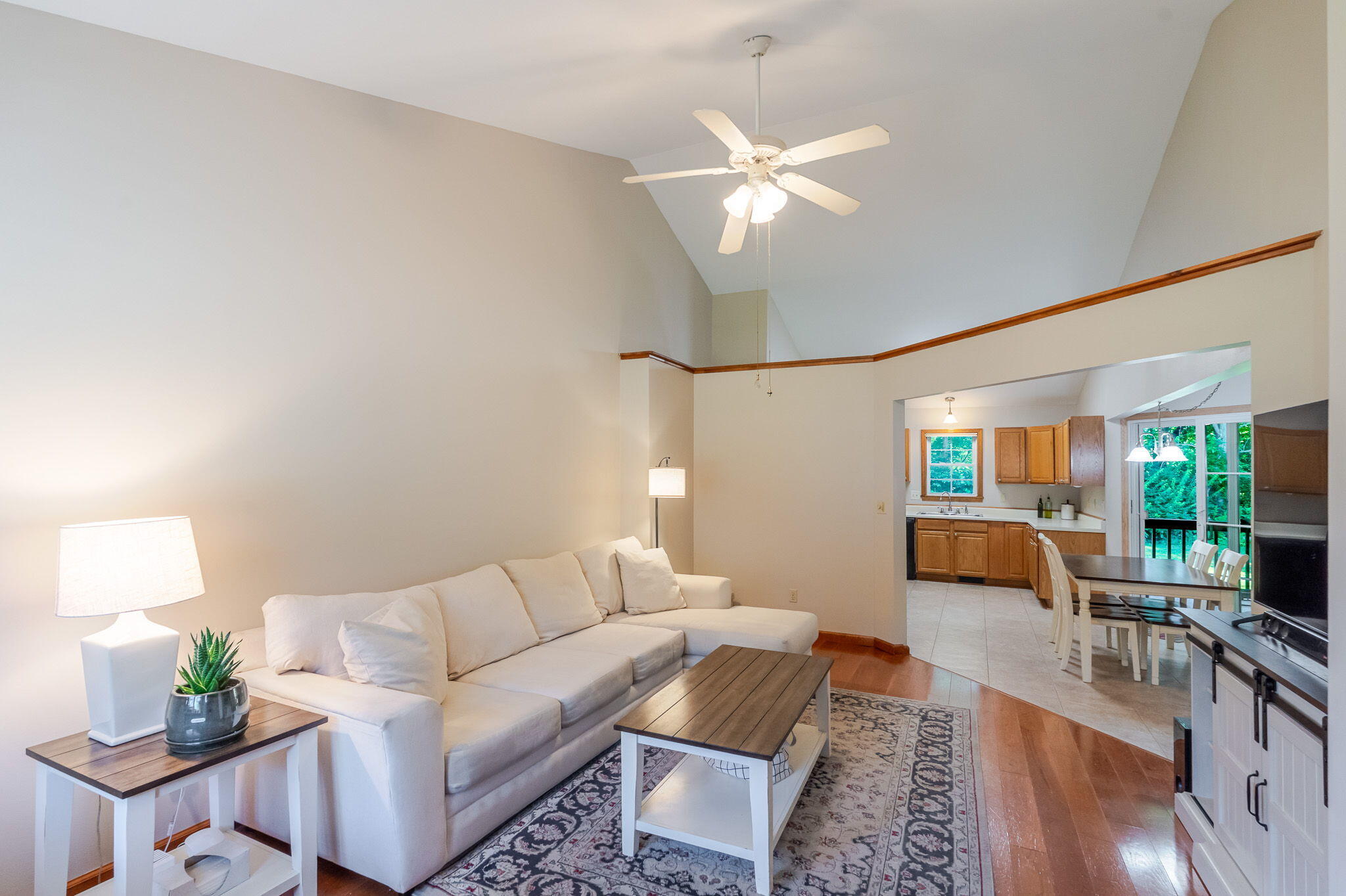 2136 Texas Street Chesterton, IN 46304 - Photo 2 of 25 2048x1364
