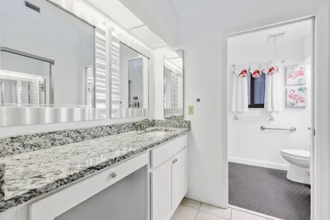 $495,000 | 703 Sea Oats Drive, Unit A5, Juno Beach, FL 33408