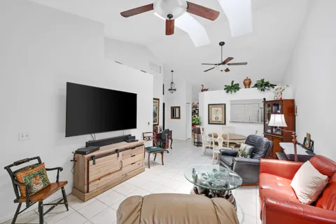 $495,000 | 703 Sea Oats Drive, Unit A5, Juno Beach, FL 33408