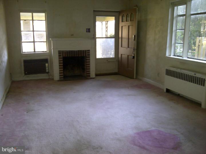 1447 Manoa Road Wynnewood, PA 19096 - Photo 3 of 18 Gallery Image 3