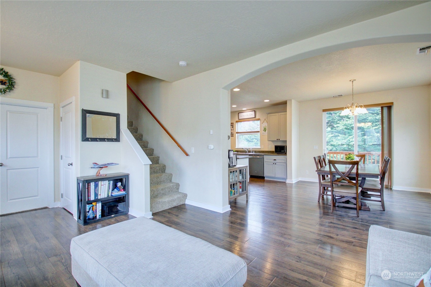 2402 Francis Road Mount Vernon, WA 98273 - Photo 15 of 40 Gallery Image 15