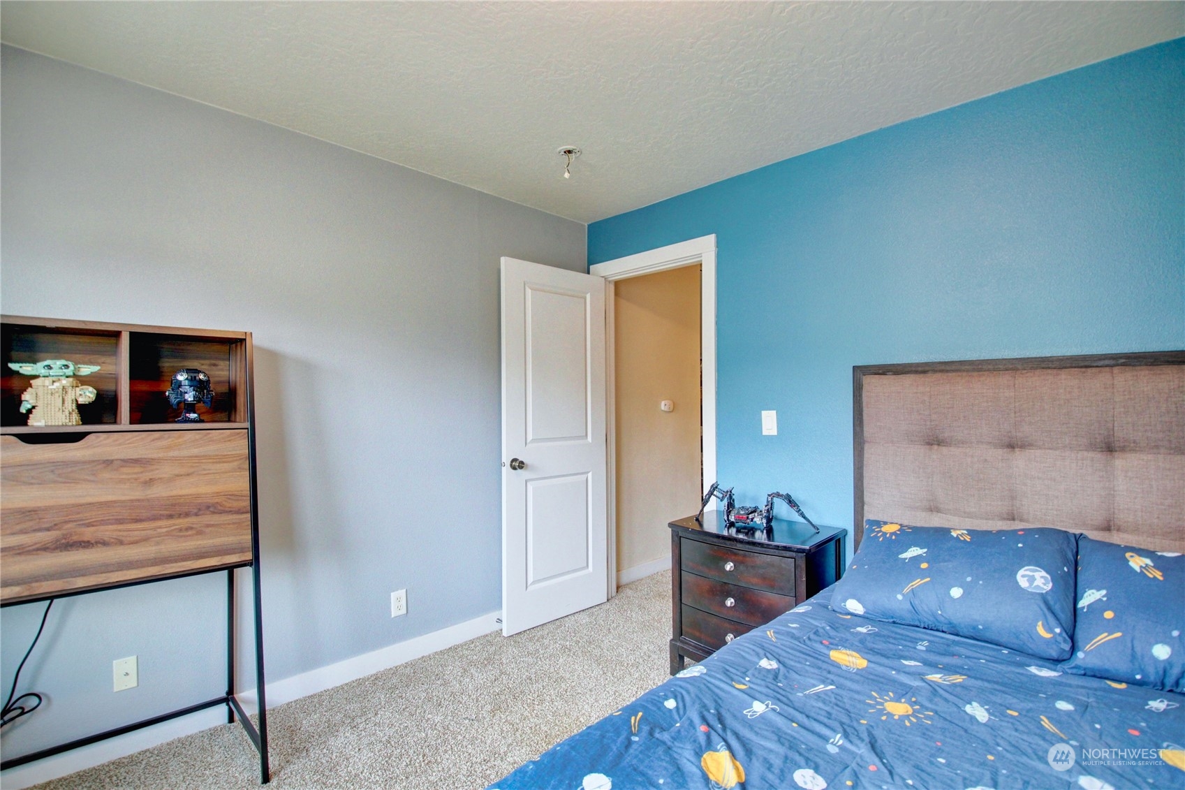 2402 Francis Road Mount Vernon, WA 98273 - Photo 25 of 40 Gallery Image 25