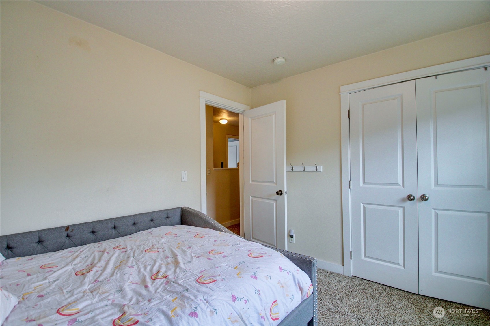 2402 Francis Road Mount Vernon, WA 98273 - Photo 29 of 40 Gallery Image 29