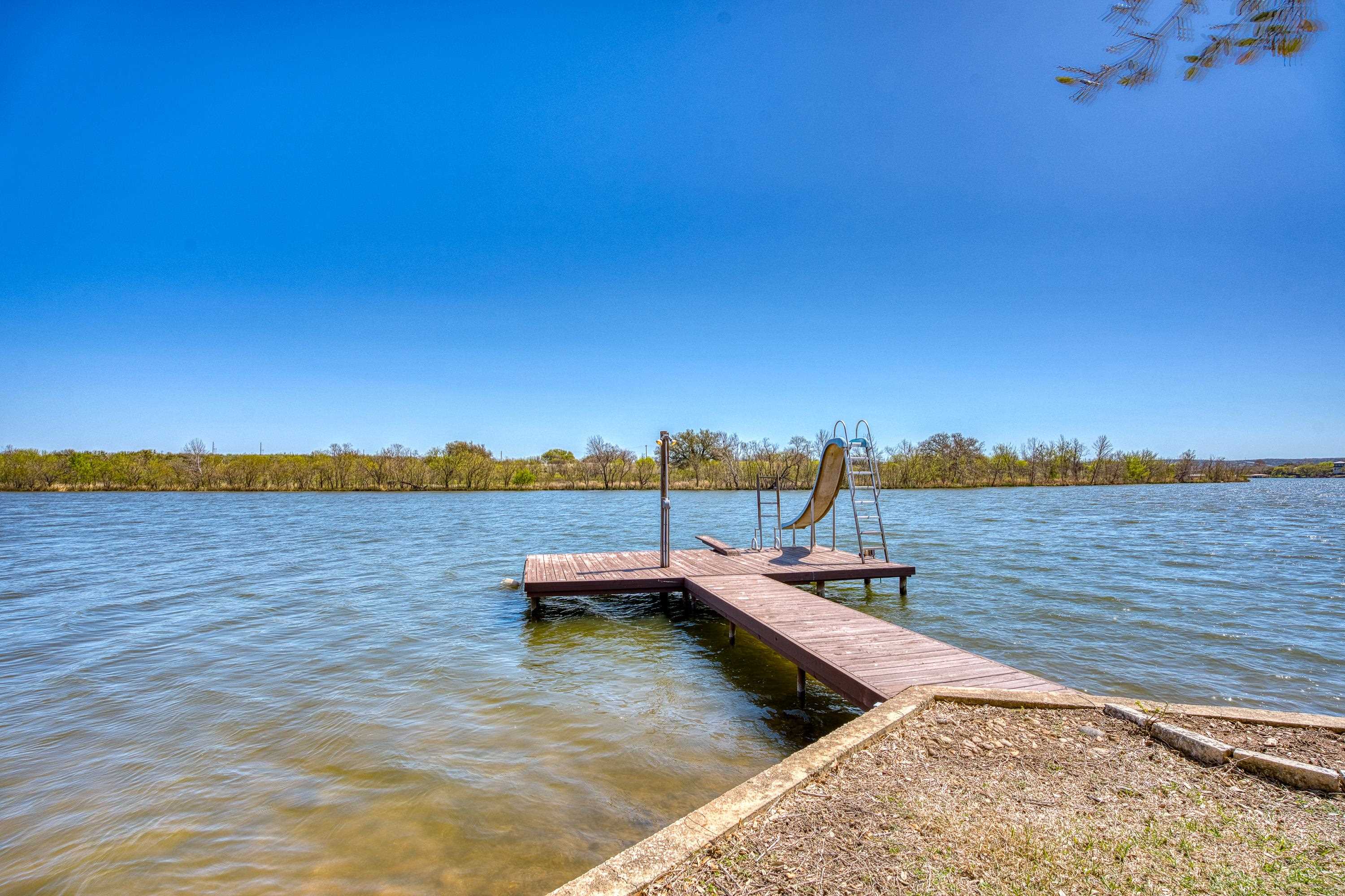 110 Bluebonnet Circle Burnet, TX 78611 - Photo 11 of 33