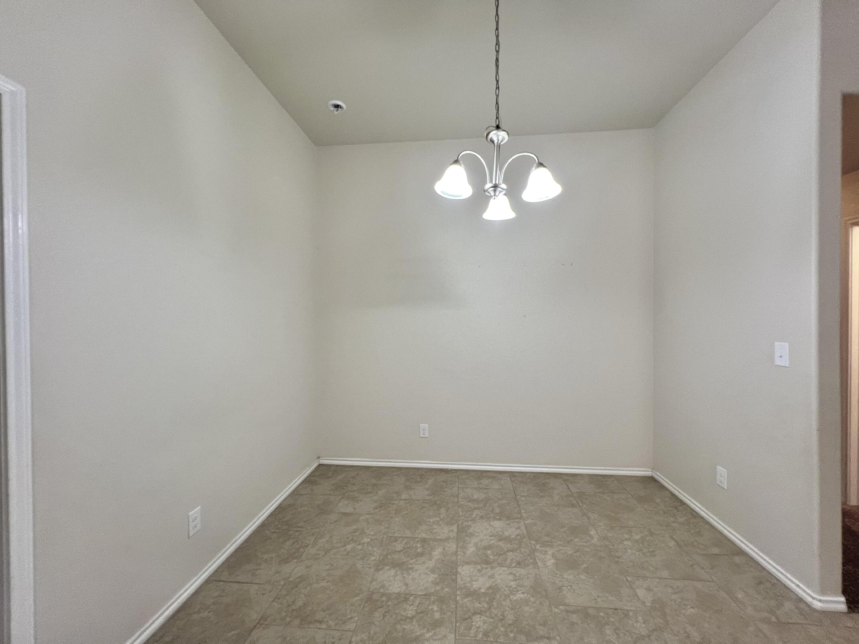 7415 103rd Street Lubbock, TX 79424 - Photo 10 of 19 7AF35BB5-7516-448D-BC12-E10FBA66B2D7_1_2