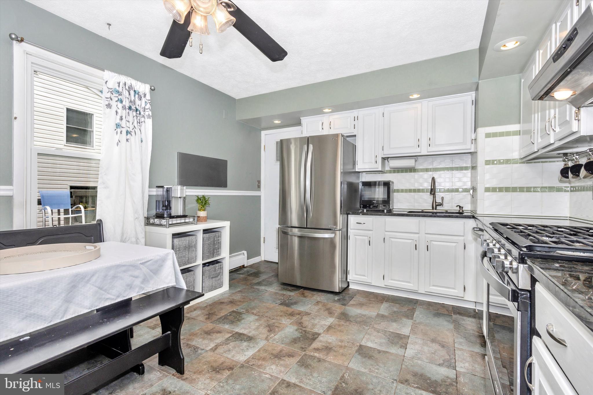 1217 Seven Oaks Road Halethorpe, MD 21227 - Photo 4 of 28