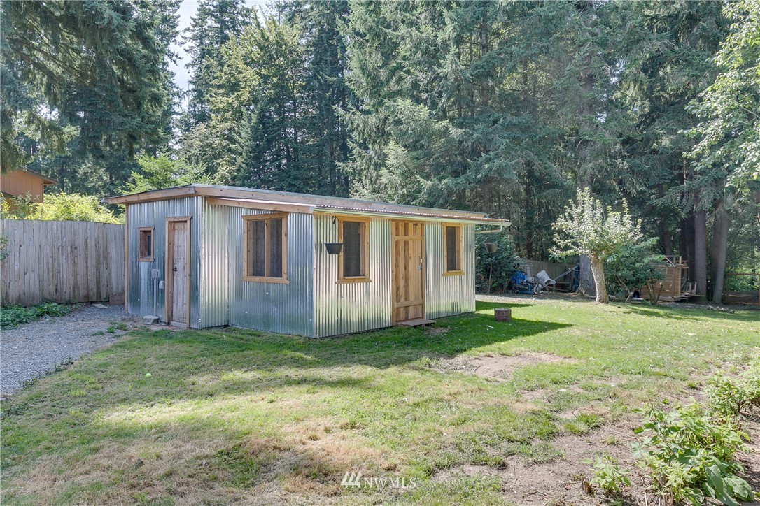 6922 Lower Ridge Road Everett, WA 98203 - Photo 14 of 16