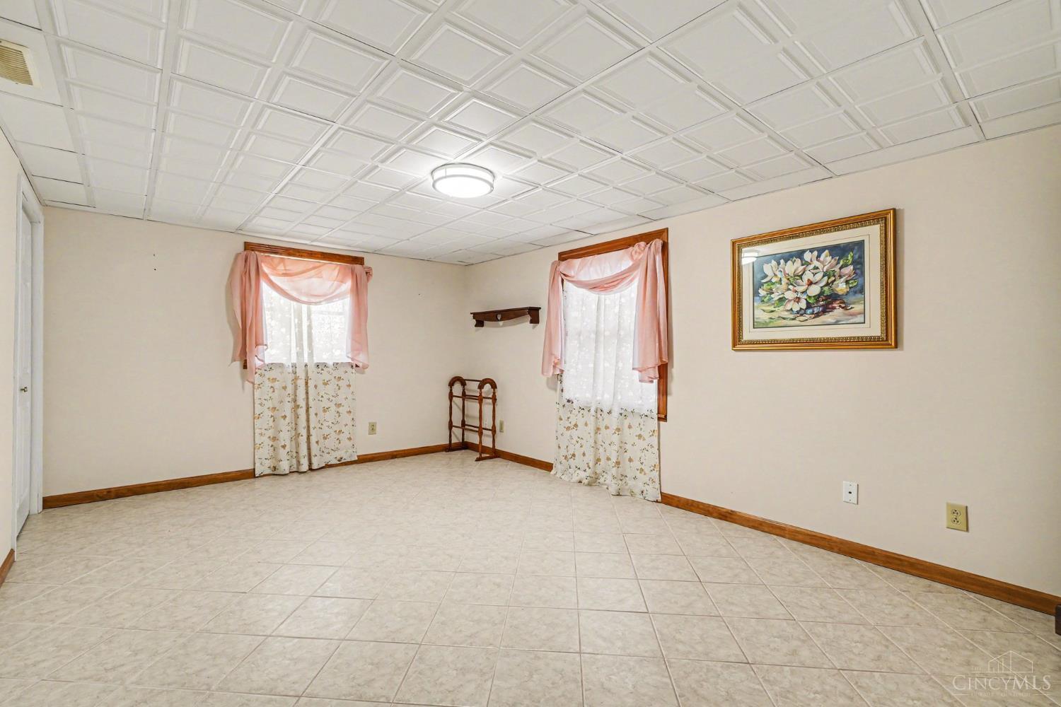 20902 Ridgecliff Court Lawrenceburg, IN 47025 - Photo 29 of 57