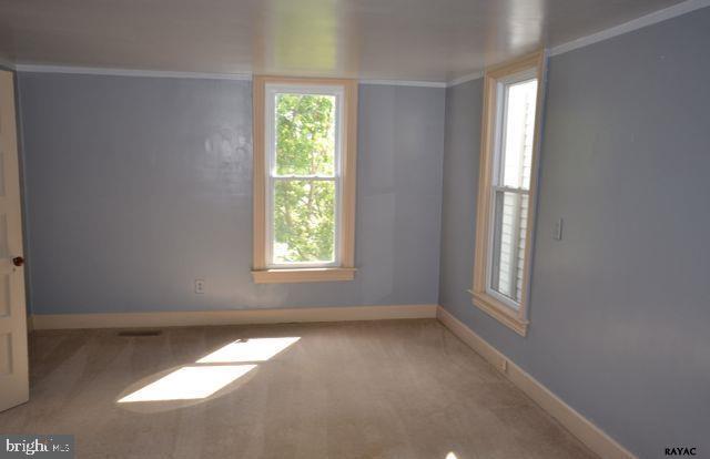 433 Baltimore Street Hanover, PA 17331 - Photo 5 of 6 Gallery Image 5