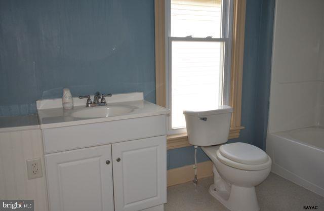 433 Baltimore Street Hanover, PA 17331 - Photo 6 of 6 Gallery Image 6