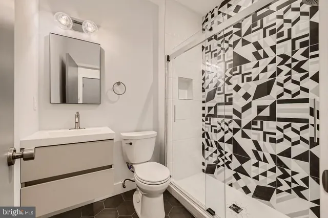 $1,600 | 124 South Potomac Street, Unit 2, Baltimore, MD 21224