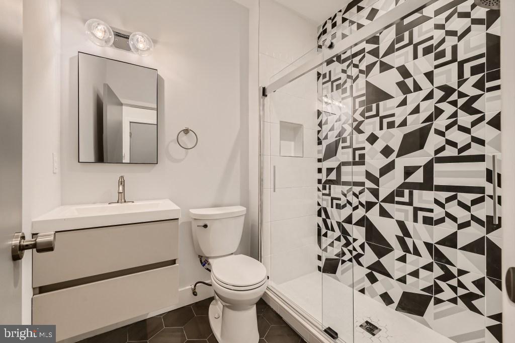 124 South Potomac Street, Unit 2 Baltimore, MD 21224 - Photo 7 of 14