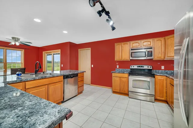 $589,999 | 22954 McGuire Road, Wilmington, IL 60481