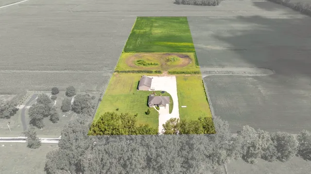 $589,999 | 22954 McGuire Road, Wilmington, IL 60481