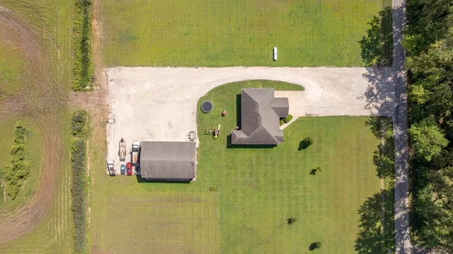 $589,999 | 22954 McGuire Road, Wilmington, IL 60481