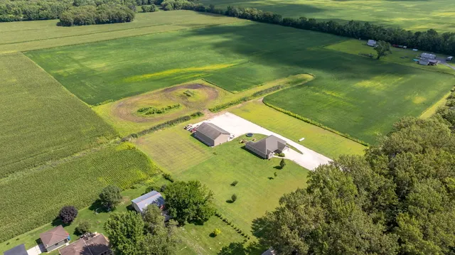 $589,999 | 22954 McGuire Road, Wilmington, IL 60481