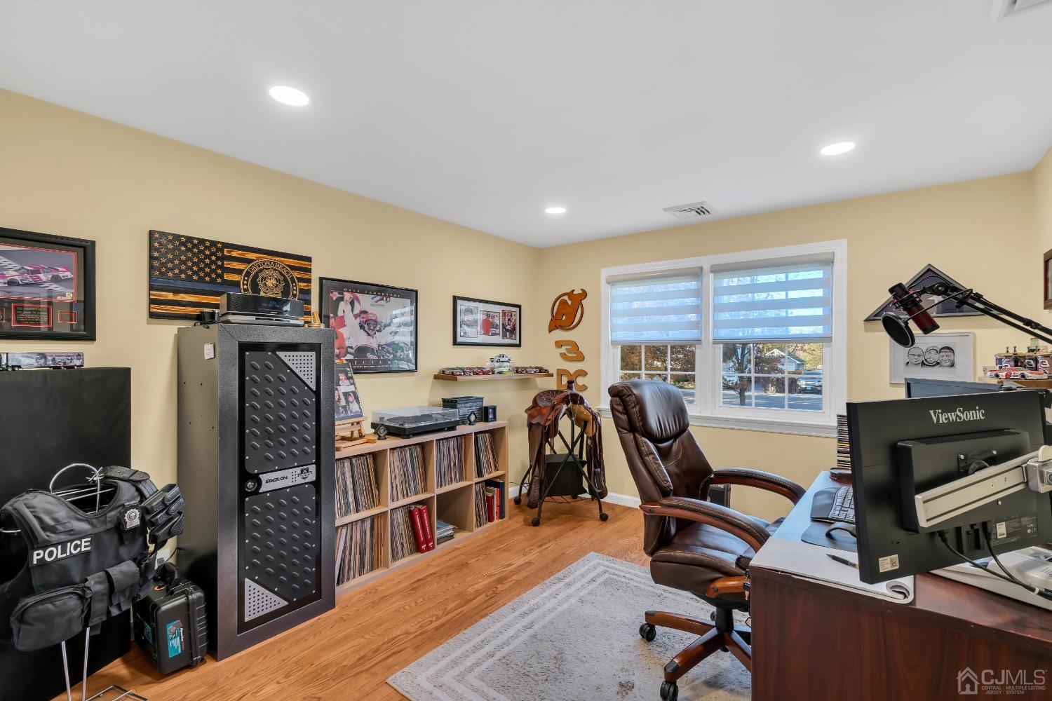 116 Grovers Mill Road Plainsboro, NJ 08536 - Photo 43 of 78 a view of a workspace with furniture