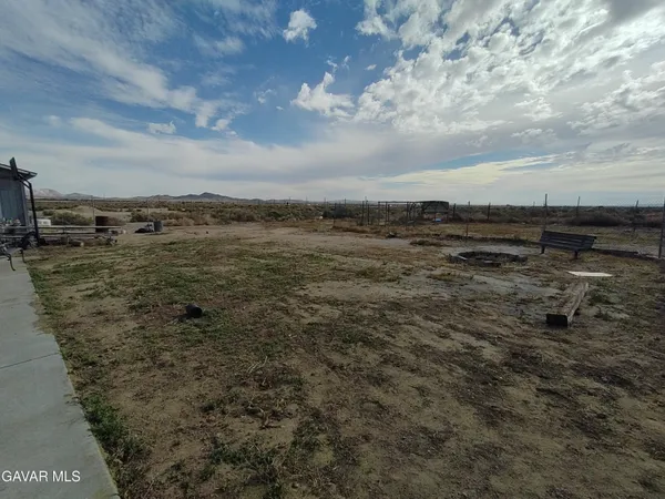 $315,000 | 4987 Elder Avenue, Rosamond, CA 93560