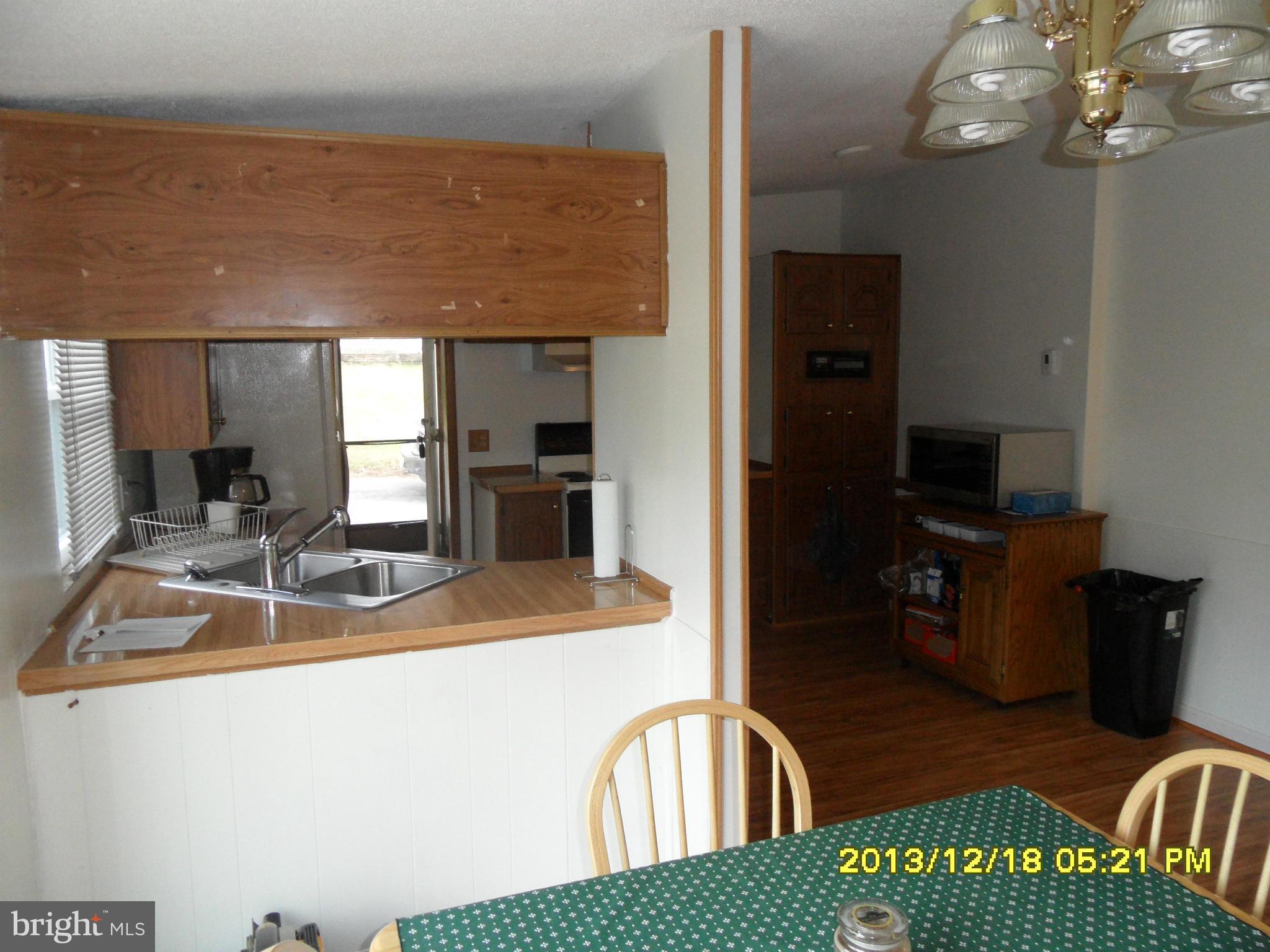 16312 Shinham Road Hagerstown, MD 21740 - Photo 11 of 17 Kitchen