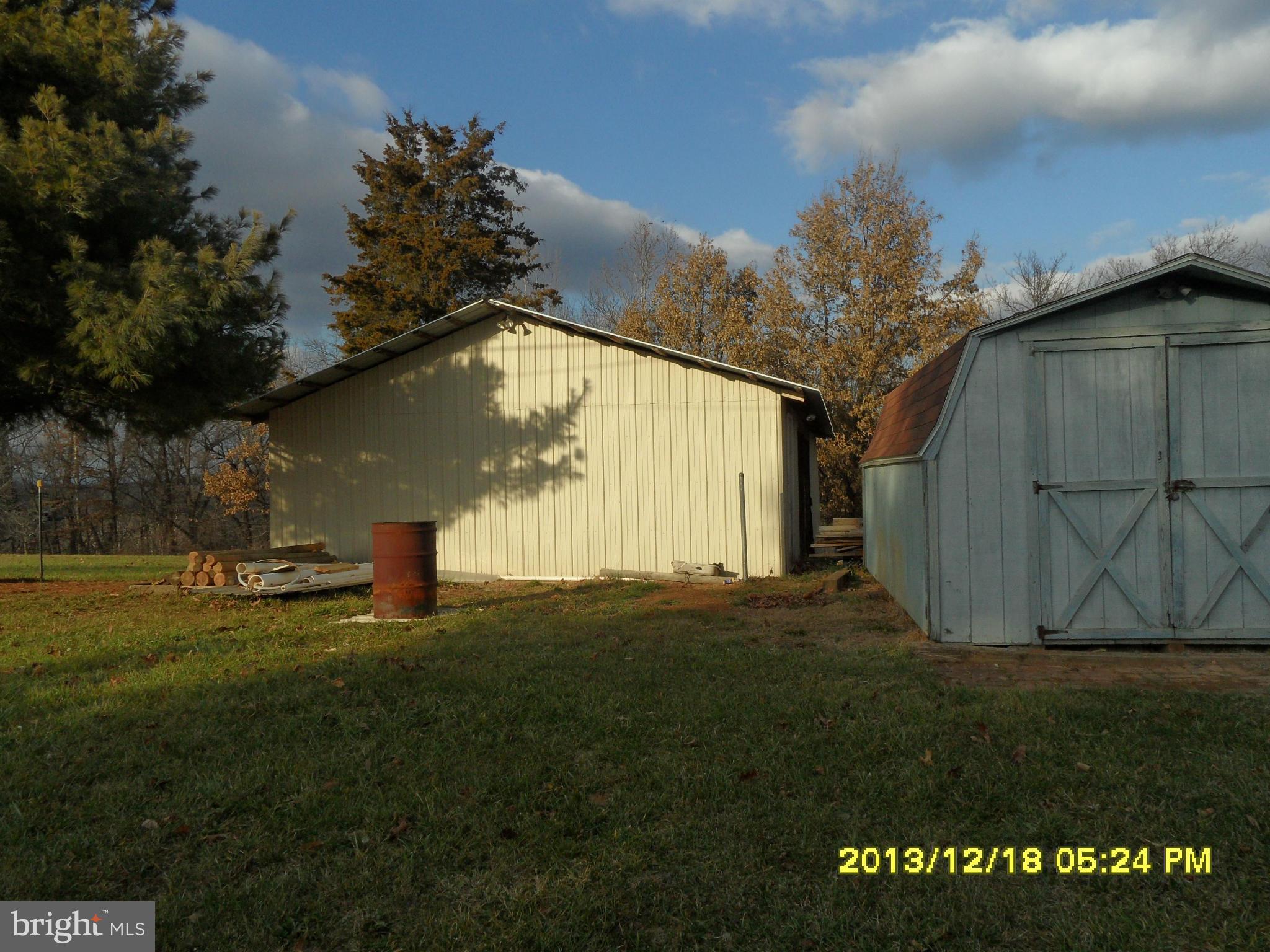16312 Shinham Road Hagerstown, MD 21740 - Photo 4 of 17 Exterior (General)