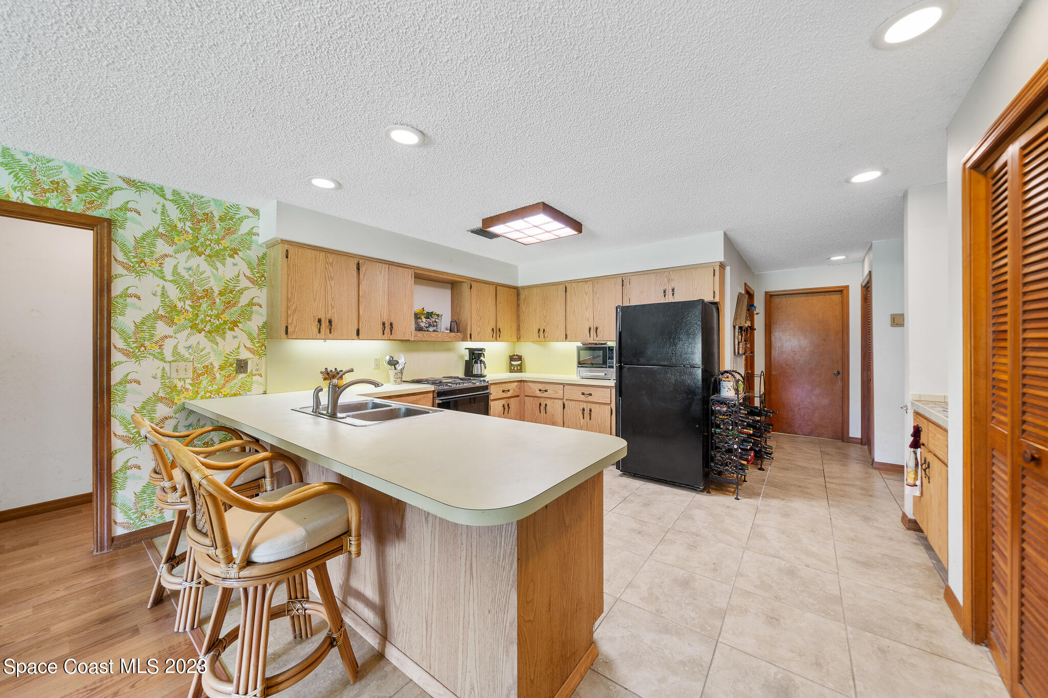 3836 Hield Road Northwest Palm Bay, FL 32907 - Photo 12 of 55 Kitchen