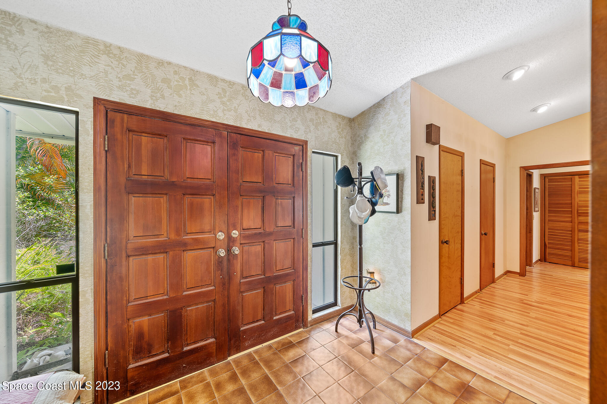3836 Hield Road Northwest Palm Bay, FL 32907 - Photo 5 of 55 a view of a interior of the house