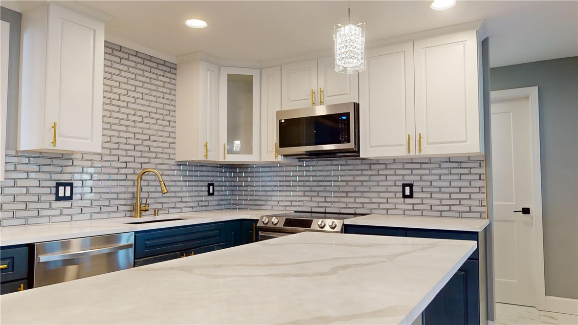 77 King Philip Road Pawtucket, RI 02861 - Photo 11 of 49 Gallery Image 11
