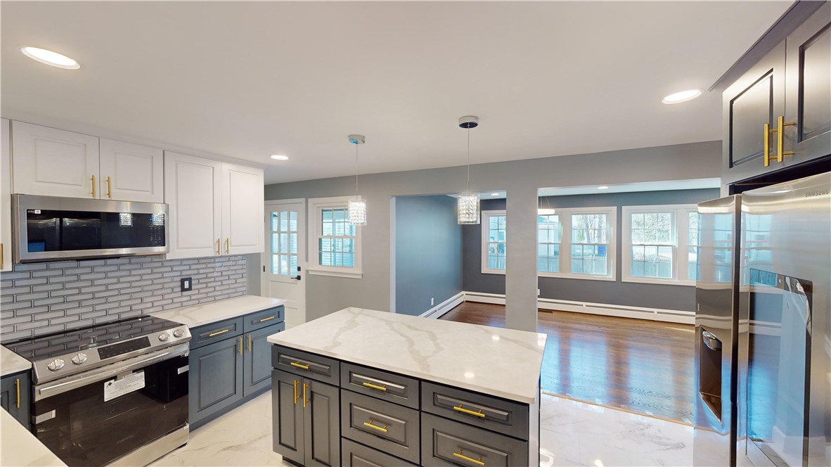 77 King Philip Road Pawtucket, RI 02861 - Photo 12 of 49 Gallery Image 12