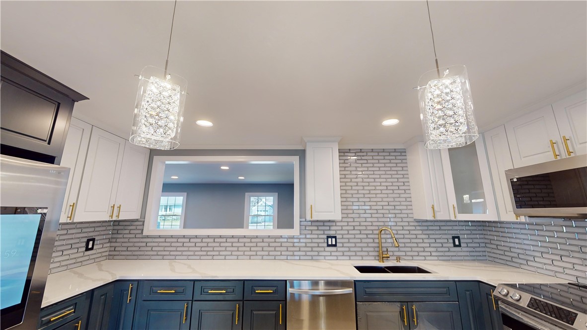 77 King Philip Road Pawtucket, RI 02861 - Photo 13 of 49 Gallery Image 13