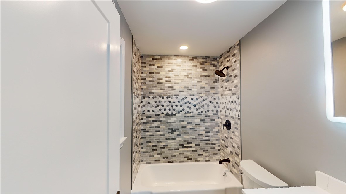 77 King Philip Road Pawtucket, RI 02861 - Photo 31 of 49 Gallery Image 31