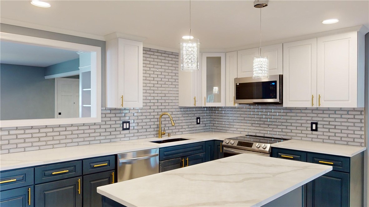 77 King Philip Road Pawtucket, RI 02861 - Photo 7 of 49 Gallery Image 7