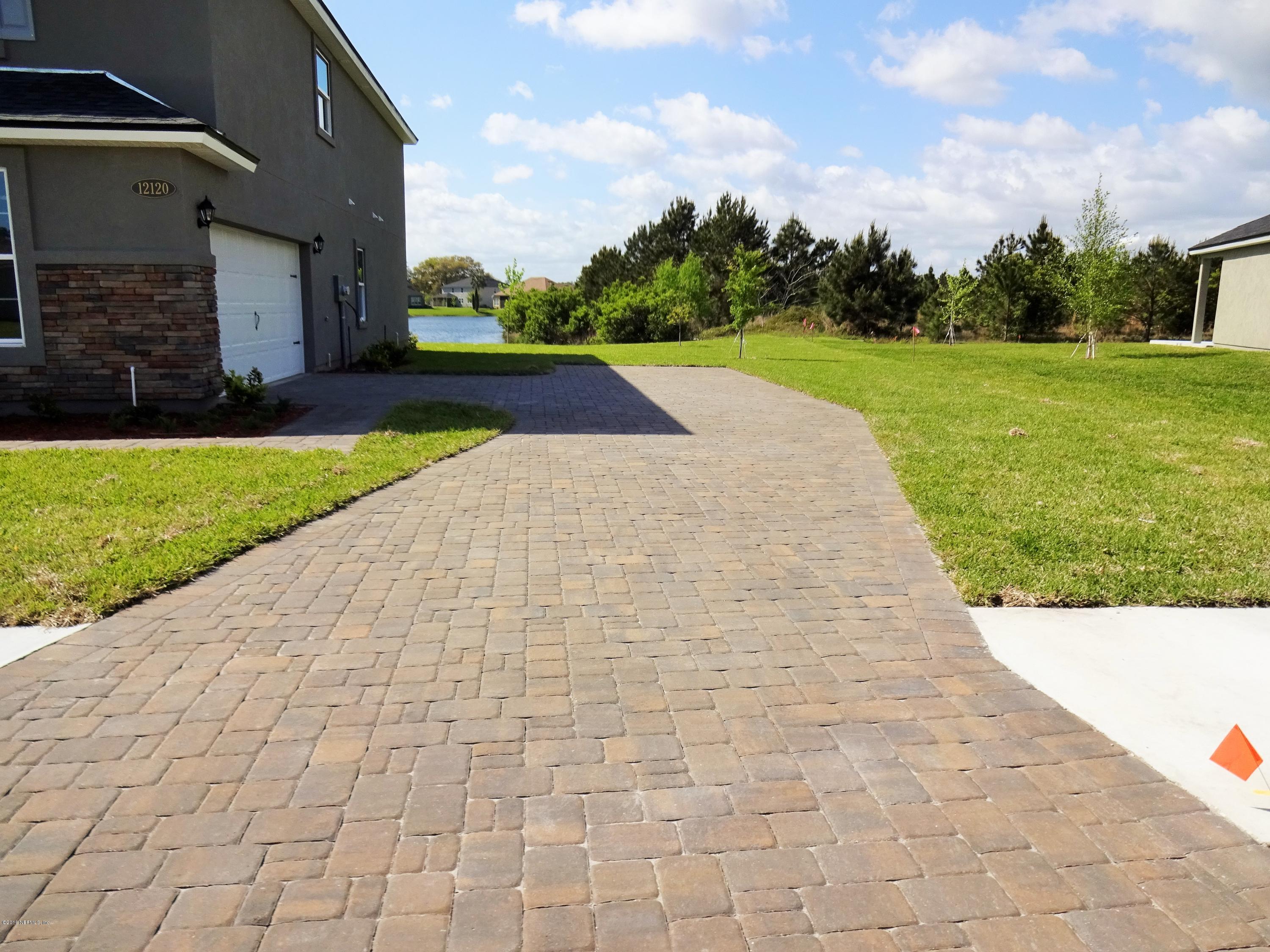 12120 Ridge Crossing Way Jacksonville, FL 32226 - Photo 6 of 26 Large Sideyard